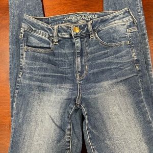 American Eagle Super Stretch Hi Rise Jegging.  Size 4.
